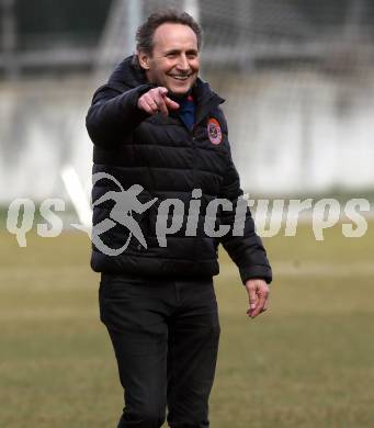 Fussball 2. Klasse A. Lurnfeld gegen Muehldorf. Trainer Mario Brenter (Lurnfeld). Moellbruecke, am 1.4.2018.
Foto: Kuess
---
pressefotos, pressefotografie, kuess, qs, qspictures, sport, bild, bilder, bilddatenbank