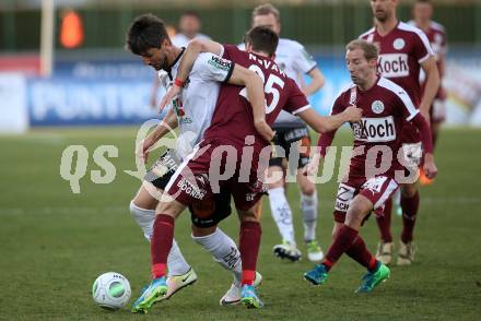 Fussball tipico Bundesliga. RZ Pellets WAC gegen Mattersburg. Mihret Topcagic, (WAC), Michael Novak (Mattersburg). Wolfsberg, am 7.4.2018.
Foto: Kuess

---
pressefotos, pressefotografie, kuess, qs, qspictures, sport, bild, bilder, bilddatenbank