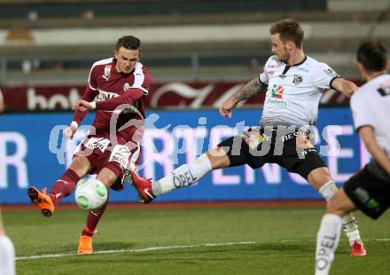 Fussball tipico Bundesliga. RZ Pellets WAC gegen Mattersburg. Michael Sollbauer, (WAC), Smail Prevljak  (Mattersburg). Wolfsberg, am 7.4.2018.
Foto: Kuess

---
pressefotos, pressefotografie, kuess, qs, qspictures, sport, bild, bilder, bilddatenbank