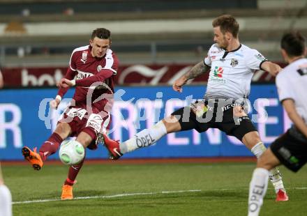 Fussball tipico Bundesliga. RZ Pellets WAC gegen Mattersburg. Michael Sollbauer, (WAC), Smail Prevljak  (Mattersburg). Wolfsberg, am 7.4.2018.
Foto: Kuess

---
pressefotos, pressefotografie, kuess, qs, qspictures, sport, bild, bilder, bilddatenbank