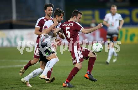 Fussball tipico Bundesliga. RZ Pellets WAC gegen Mattersburg. Mihret Topcagic,  (WAC), Cesar Ortiz Puentenueva (Mattersburg). Wolfsberg, am 7.4.2018.
Foto: Kuess

---
pressefotos, pressefotografie, kuess, qs, qspictures, sport, bild, bilder, bilddatenbank