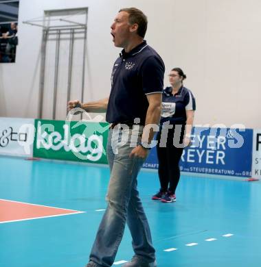 Volleyball. Bundesliga Frauen. Volley League Women. SG Kelag Klagenfurt gegen UVC Holding Graz. Jubel Trainer Helmut Voggenberger (Klagenfurt). Klagenfurt, am 14.4.2018.
Foto: Kuess
---
pressefotos, pressefotografie, kuess, qs, qspictures, sport, bild, bilder, bilddatenbank