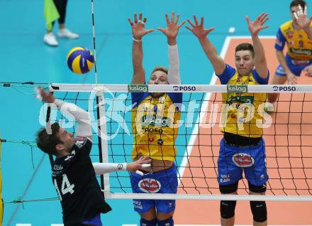 Volleyball Bundesliga Herren. DenitBank AG Volley League Men. SK Posojilnica Aich/Dob gegen SG Union Raiffeisen Waldviertel. Jan Krol, Mario Koncilja,  (Aich/Dob), Joao Oliveira (Waldviertel). Bleiburg, am 14.4.2018.
Foto: Kuess
---
pressefotos, pressefotografie, kuess, qs, qspictures, sport, bild, bilder, bilddatenbank