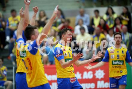 Volleyball Bundesliga Herren. DenitBank AG Volley League Men. SK Posojilnica Aich/Dob gegen SG Union Raiffeisen Waldviertel. Jubel (Aich/Dob). Bleiburg, am 15.4.2018.
Foto: Kuess
---
pressefotos, pressefotografie, kuess, qs, qspictures, sport, bild, bilder, bilddatenbank