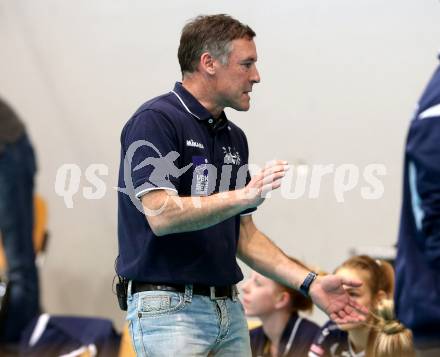 Volleyball. Bundesliga Frauen. Volley League Women. SG Kelag Klagenfurt gegen UVC Holding Graz. Trainer Helmut Voggenberger (Klagenfurt). Klagenfurt, am 14.4.2018.
Foto: Kuess
---
pressefotos, pressefotografie, kuess, qs, qspictures, sport, bild, bilder, bilddatenbank