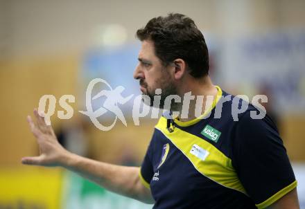 Volleyball Bundesliga Herren. DenitBank AG Volley League Men. SK Posojilnica Aich/Dob gegen SG Union Raiffeisen Waldviertel. Trainer Matjaz Hafner (Aich/Dob). Bleiburg, am 15.4.2018.
Foto: Kuess
---
pressefotos, pressefotografie, kuess, qs, qspictures, sport, bild, bilder, bilddatenbank