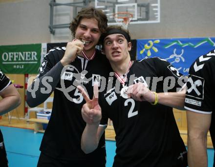 Volleyball Bundesliga Herren. DenitBank AG Volley League Men. SK Posojilnica Aich/Dob gegen SG Union Raiffeisen Waldviertel. Leo William Schober, Ernest Plizga (Waldviertel). Bleiburg, am 15.4.2018.
Foto: Kuess
---
pressefotos, pressefotografie, kuess, qs, qspictures, sport, bild, bilder, bilddatenbank