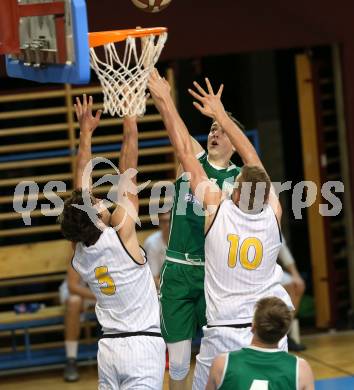 Basketball 2. Bundesliga. Playdown. 5. Runde. Woerthersee Piraten gegen KOS Celovec. Sebastian Schaal, Ian Moschik,  (Piraten), Jan Razdevsek (KOS). Klagenfurt, am 21.4.2018.
Foto: Kuess
---
pressefotos, pressefotografie, kuess, qs, qspictures, sport, bild, bilder, bilddatenbank