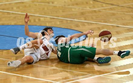 Basketball 2. Bundesliga. Playdown. 5. Runde. Woerthersee Piraten gegen KOS Celovec. Sebastian Schaal,  (Piraten), Ziga Erculj (KOS). Klagenfurt, am 21.4.2018.
Foto: Kuess
---
pressefotos, pressefotografie, kuess, qs, qspictures, sport, bild, bilder, bilddatenbank