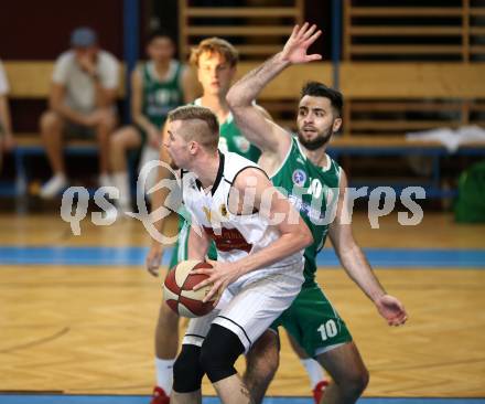 Basketball 2. Bundesliga. Playdown. 5. Runde. Woerthersee Piraten gegen KOS Celovec. Ian Moschik, (Piraten), Marin Sliskovic  (KOS). Klagenfurt, am 21.4.2018.
Foto: Kuess
---
pressefotos, pressefotografie, kuess, qs, qspictures, sport, bild, bilder, bilddatenbank