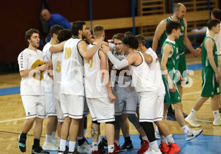 Basketball 2. Bundesliga. Playdown. 5. Runde. Woerthersee Piraten gegen KOS Celovec. Jubel (Piraten). Klagenfurt, am 21.4.2018.
Foto: Kuess
---
pressefotos, pressefotografie, kuess, qs, qspictures, sport, bild, bilder, bilddatenbank