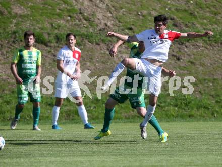Fussball. Kaerntner Liga. Maria Saal gegen FC Lendorf. Aldamir Araujo Da Silva Filho (Maria Saal), Christian Huber (Lendorf). Maria Saal, 21.4.2018.
Foto: Kuess
---
pressefotos, pressefotografie, kuess, qs, qspictures, sport, bild, bilder, bilddatenbank