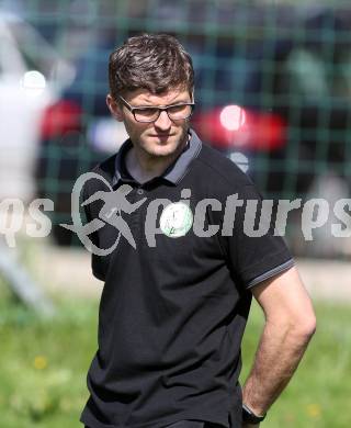 Fussball. Kaerntner Liga. Maria Saal gegen FC Lendorf. Trainer Christoph Morgenstern (Lendorf). Maria Saal, 21.4.2018.
Foto: Kuess
---
pressefotos, pressefotografie, kuess, qs, qspictures, sport, bild, bilder, bilddatenbank