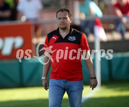 Fussball. Kaerntner Liga. St. Jakob Ros. gegen ATUS Ferlach. 	Trainer Alexander Suppantschitsch (St. Jakob). St. Jakob, 21.4.2018.
Foto: Kuess
---
pressefotos, pressefotografie, kuess, qs, qspictures, sport, bild, bilder, bilddatenbank