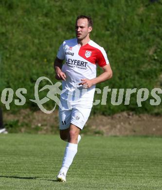 Fussball. Kaerntner Liga. Maria Saal gegen FC Lendorf. Bernhard Walzl (Maria Saal). Maria Saal, 21.4.2018.
Foto: Kuess
---
pressefotos, pressefotografie, kuess, qs, qspictures, sport, bild, bilder, bilddatenbank