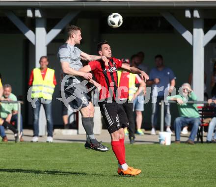 Fussball. Kaerntner Liga. St. Jakob Ros. gegen ATUS Ferlach. Davor Bokalic (St. Jakob),  Martin Posratschnig (Ferlach). St. Jakob, 21.4.2018.
Foto: Kuess
---
pressefotos, pressefotografie, kuess, qs, qspictures, sport, bild, bilder, bilddatenbank