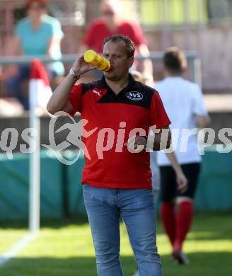 Fussball. Kaerntner Liga. St. Jakob Ros. gegen ATUS Ferlach. 	Trainer Alexander Suppantschitsch (St. Jakob). St. Jakob, 21.4.2018.
Foto: Kuess
---
pressefotos, pressefotografie, kuess, qs, qspictures, sport, bild, bilder, bilddatenbank