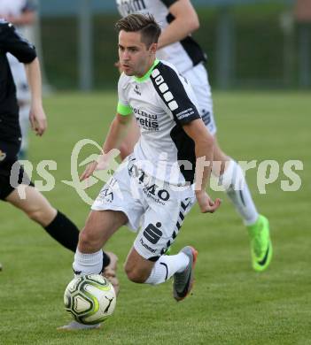 Fussball Kaerntner Liga. Bleiburg gegen Feldkirchen.   Kevin Alfons Bretis (Feldkirchen). Bleiburg, am 28.4.2018.
Foto: Kuess
---
pressefotos, pressefotografie, kuess, qs, qspictures, sport, bild, bilder, bilddatenbank