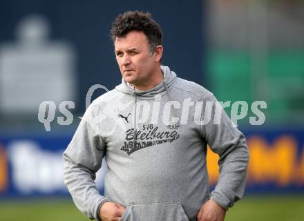 Fussball Kaerntner Liga. Bleiburg gegen Feldkirchen.  Trainer Mario Romac (Bleiburg). Bleiburg, am 28.4.2018.
Foto: Kuess
---
pressefotos, pressefotografie, kuess, qs, qspictures, sport, bild, bilder, bilddatenbank