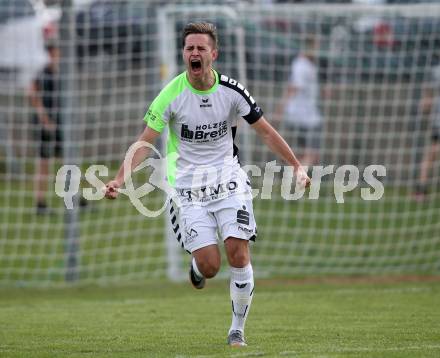 Fussball Kaerntner Liga. Bleiburg gegen Feldkirchen.  Torjubel Kevin Alfons Bretis (Feldkirchen). Bleiburg, am 28.4.2018.
Foto: Kuess
---
pressefotos, pressefotografie, kuess, qs, qspictures, sport, bild, bilder, bilddatenbank