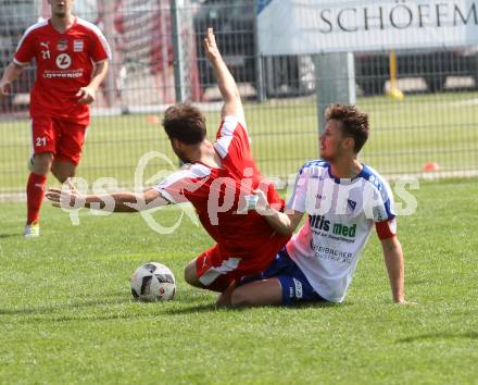 Fussball. Kaerntner Liga. KAC 1909 gegen Treibach. Helmut Koenig (KAC),  Lukas Rabitsch (Treibach). Klagenfurt, 28.4.2018.
Foto: Kuess
---
pressefotos, pressefotografie, kuess, qs, qspictures, sport, bild, bilder, bilddatenbank