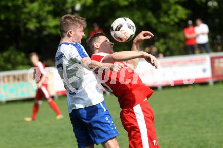 Fussball. Kaerntner Liga. KAC 1909 gegen Treibach. Robert Matic (KAC),  Michael Groinig (Treibach). Klagenfurt, 28.4.2018.
Foto: Kuess
---
pressefotos, pressefotografie, kuess, qs, qspictures, sport, bild, bilder, bilddatenbank