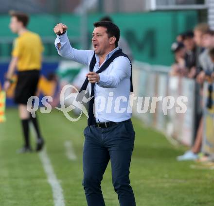 Fussball Kaerntner Liga. Bleiburg gegen Feldkirchen.   Trainer Auron Miloti  (Feldkirchen). Bleiburg, am 28.4.2018.
Foto: Kuess
---
pressefotos, pressefotografie, kuess, qs, qspictures, sport, bild, bilder, bilddatenbank