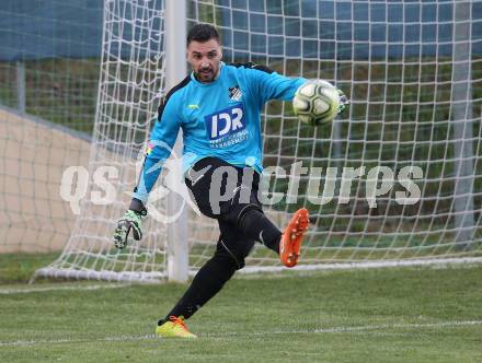 Fussball Kaerntner Liga. Bleiburg gegen Feldkirchen.  Cedomir Simeunovic (Bleiburg). Bleiburg, am 28.4.2018.
Foto: Kuess
---
pressefotos, pressefotografie, kuess, qs, qspictures, sport, bild, bilder, bilddatenbank