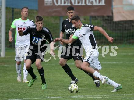 Fussball Kaerntner Liga. Bleiburg gegen Feldkirchen.  Mathias Huber, Christopher Knauder (Bleiburg), Sebastian Hertelt, Michael Kulnik  (Feldkirchen). Bleiburg, am 28.4.2018.
Foto: Kuess
---
pressefotos, pressefotografie, kuess, qs, qspictures, sport, bild, bilder, bilddatenbank
