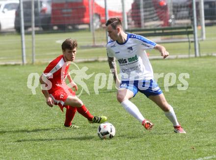Fussball. Kaerntner Liga. KAC 1909 gegen Treibach. Florian Richard Peterl (KAC), Kevin Vaschauner (Treibach). Klagenfurt, 28.4.2018.
Foto: Kuess
---
pressefotos, pressefotografie, kuess, qs, qspictures, sport, bild, bilder, bilddatenbank