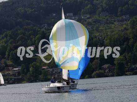 Seegeln. Europameisterschaft. Union Yachtclub Woerthersee.  Emanuel Mueller (SUI, Startnummer 12),  Lara Vadlau (AUT, 33, Startnummer 15). Dellach, 2.5.2018.
Foto: Kuess
---
pressefotos, pressefotografie, kuess, qs, qspictures, sport, bild, bilder, bilddatenbank