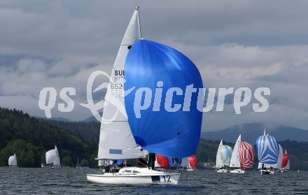 Segeln. Europameisterschaft 2018 Surprise. Emanuel Mueller (SUI), Startnr. 12. Dellach, am 5.5.2018.
Foto: Kuess
---
pressefotos, pressefotografie, kuess, qs, qspictures, sport, bild, bilder, bilddatenbank
