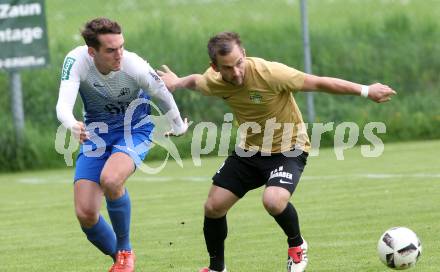 Fussball Kaerntner Liga. Koettmannsdorf gegen Kraig. Martin Trattnig (Koettmannsdorf), Moritz Johannes Kirbach (Kraig). Koettmannsdorf, am 5.5.2018.
Foto: Kuess
---
pressefotos, pressefotografie, kuess, qs, qspictures, sport, bild, bilder, bilddatenbank