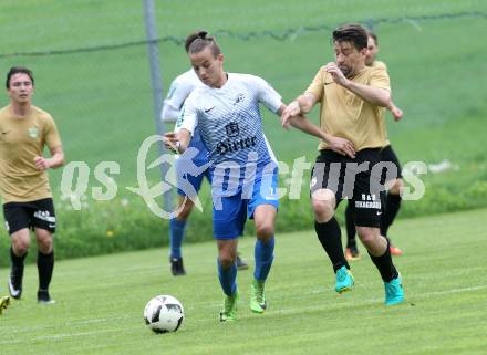 Fussball Kaerntner Liga. Koettmannsdorf gegen Kraig. Christian Sablatnig, (Koettmannsdorf), Georg Pirker  (Kraig). Koettmannsdorf, am 5.5.2018.
Foto: Kuess
---
pressefotos, pressefotografie, kuess, qs, qspictures, sport, bild, bilder, bilddatenbank