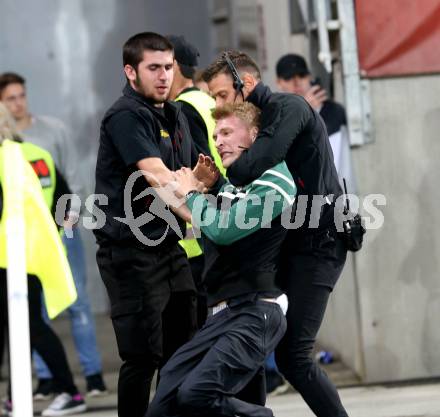 Fussball. Uniqa OEFB Cup Finale. SK Puntigamer Sturm Graz gegen FC Red Bull Salzburg. Security, Fan. Woerthersee Stadion Klagenfurt, 9.5.2018.
Foto: Kuess
---
pressefotos, pressefotografie, kuess, qs, qspictures, sport, bild, bilder, bilddatenbank