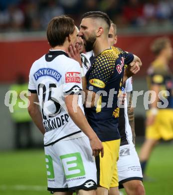 Fussball. Uniqa OEFB Cup Finale. SK Puntigamer Sturm Graz gegen FC Red Bull Salzburg. Stefan Hierlaender, (Graz), Munas Dabbur (Salzburg). Woerthersee Stadion Klagenfurt, 9.5.2018.
Foto: Kuess
---
pressefotos, pressefotografie, kuess, qs, qspictures, sport, bild, bilder, bilddatenbank