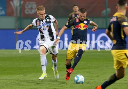 Fussball. Uniqa OEFB Cup Finale. SK Puntigamer Sturm Graz gegen FC Red Bull Salzburg. James Alexander Jeggo,  (Graz), Valon Berisha (Salzburg). Woerthersee Stadion Klagenfurt, 9.5.2018.
Foto: Kuess
---
pressefotos, pressefotografie, kuess, qs, qspictures, sport, bild, bilder, bilddatenbank