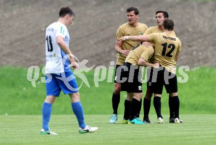 Fussball Kaerntner Liga. Koettmannsdorf gegen Kraig. Torjubel Christian Sablatnig, Martin Trattnig, Christoph Pibal, Dominik Kruschitz (Koettmannsdorf). Koettmannsdorf, am 5.5.2018.
Foto: Kuess
---
pressefotos, pressefotografie, kuess, qs, qspictures, sport, bild, bilder, bilddatenbank