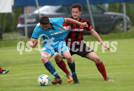 Fussball. Kaerntner Liga. St. Jakob Ros. gegen ATSV Wolfsberg. Harald Ottowitz, (St. Jakob), Patrick Pfennich (Wolfsberg). St. Jakob, 12.5.2018.
Foto: Kuess
---
pressefotos, pressefotografie, kuess, qs, qspictures, sport, bild, bilder, bilddatenbank