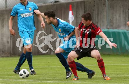 Fussball. Kaerntner Liga. St. Jakob Ros. gegen ATSV Wolfsberg. Harald Ottowitz,  (St. Jakob), Andreas Dlopst (Wolfsberg). St. Jakob, 12.5.2018.
Foto: Kuess
---
pressefotos, pressefotografie, kuess, qs, qspictures, sport, bild, bilder, bilddatenbank