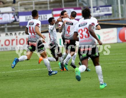 Fussball tipico Bundesliga. RZ Pellets WAC gegen FK Austria Wien. Torjubel Ouedraogo Issiaka, Stephan Palla (WAC). Wolfsberg, am 15.5.2018.
Foto: Kuess

---
pressefotos, pressefotografie, kuess, qs, qspictures, sport, bild, bilder, bilddatenbank