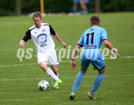 Fussball. Unterliga Ost. Sele Zell gegen Woelfnitz. Martin Kelih (Sele Zell),  Lukas Michael Rutnig (Woelfnitz). Sele Zell, 18.5.2018.
Foto: Kuess
---
pressefotos, pressefotografie, kuess, qs, qspictures, sport, bild, bilder, bilddatenbank