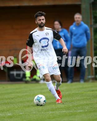 Fussball. Unterliga Ost. Sele Zell gegen Woelfnitz. Daniel Cumurdzic (Sele Zell). Sele Zell, 18.5.2018.
Foto: Kuess
---
pressefotos, pressefotografie, kuess, qs, qspictures, sport, bild, bilder, bilddatenbank