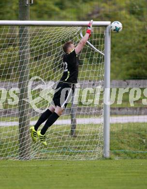 Fussball. Unterliga Ost. Sele Zell gegen Woelfnitz. Florian Lampichler (Woelfnitz). Sele Zell, 18.5.2018.
Foto: Kuess
---
pressefotos, pressefotografie, kuess, qs, qspictures, sport, bild, bilder, bilddatenbank