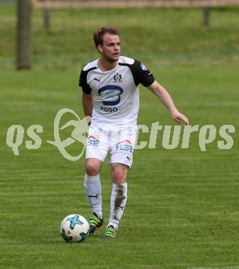 Fussball. Unterliga Ost. Sele Zell gegen Woelfnitz. Dorian Urank (Sele Zell). Sele Zell, 18.5.2018.
Foto: Kuess
---
pressefotos, pressefotografie, kuess, qs, qspictures, sport, bild, bilder, bilddatenbank