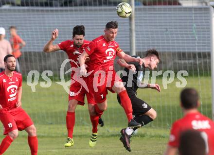 Fussball KFV Cup. Finale. Bleiburg gegen SAK. Alexander Franz Kienleitner,   (Bleiburg), Darjan Aleksic, Stephan Buergler (SAK). Bleiburg, am 22.5.2018.
Foto: Kuess
---
pressefotos, pressefotografie, kuess, qs, qspictures, sport, bild, bilder, bilddatenbank