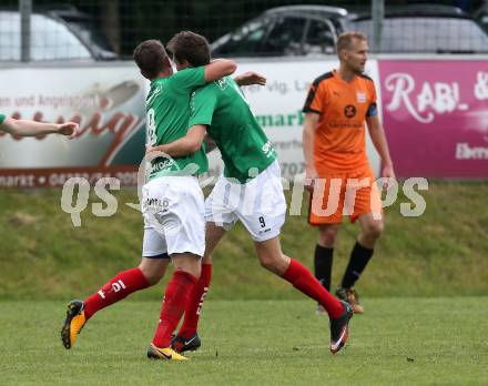 Fussball. Unterliga Ost. Eberstein gegen St. Michael Bleiburg. Torjubel Luka Prasnikar, Harald Stark (Eberstein). Eberstein, 19.5.2018.
Foto: Kuess
---
pressefotos, pressefotografie, kuess, qs, qspictures, sport, bild, bilder, bilddatenbank