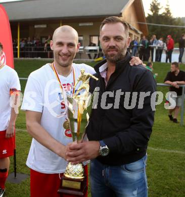 Fussball KFV Cup. Finale. Bleiburg gegen SAK.  Christian Dlopst, Trainer Goran Jolic (SAK). Bleiburg, am 22.5.2018.
Foto: Kuess
---
pressefotos, pressefotografie, kuess, qs, qspictures, sport, bild, bilder, bilddatenbank