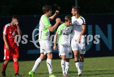 Fussball Kaerntner Liga. KAC 1909 gegenn Feldkirchen.  Torjubel Sebastian Hertelt, Robert Thomas Tiffner, Kevin Alfons Bretis (Feldkirchen). Klagenfurt, am 26.5.2018.
Foto: Kuess
---
pressefotos, pressefotografie, kuess, qs, qspictures, sport, bild, bilder, bilddatenbank