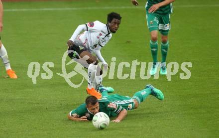 Fussball tipico Bundesliga. RZ Pellets WAC gegen Rapid Wien.  Majeed Ashimeru,  (WAC), Stefan Schwab (Rapid). Wolfsberg, am 15.5.2018.
Foto: Kuess

---
pressefotos, pressefotografie, kuess, qs, qspictures, sport, bild, bilder, bilddatenbank